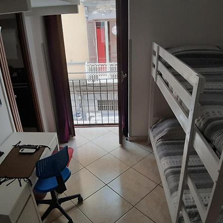 Residenza Il Castello Hotel Наполи Екстериор снимка