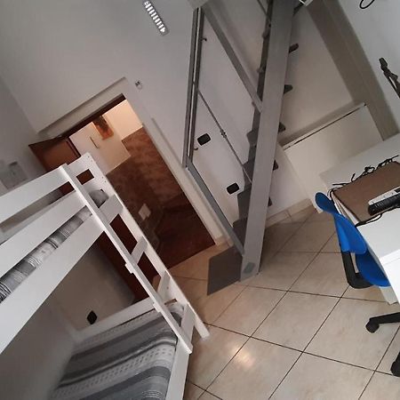 Residenza Il Castello Hotel Наполи Екстериор снимка