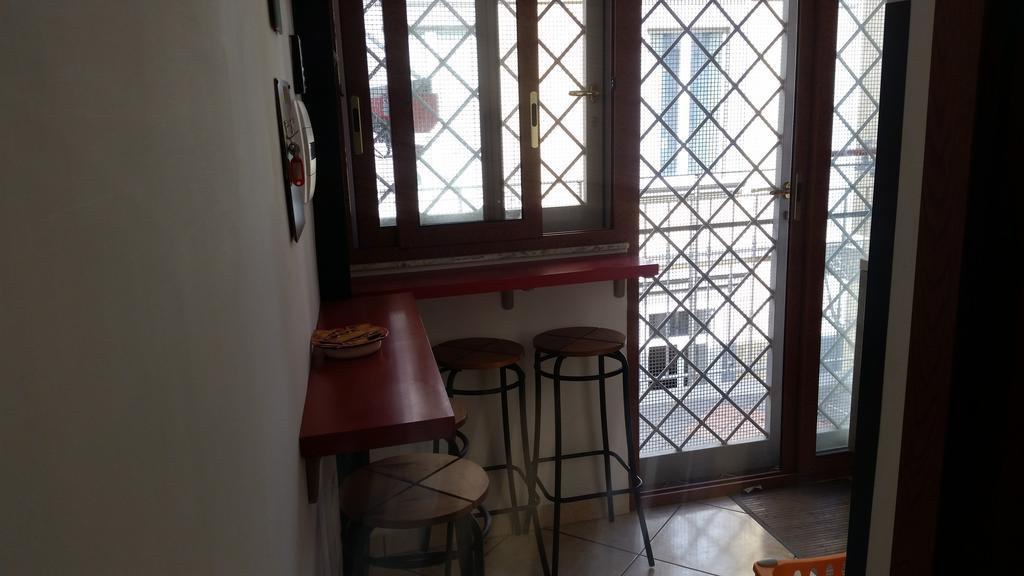 Residenza Il Castello Hotel Наполи Екстериор снимка