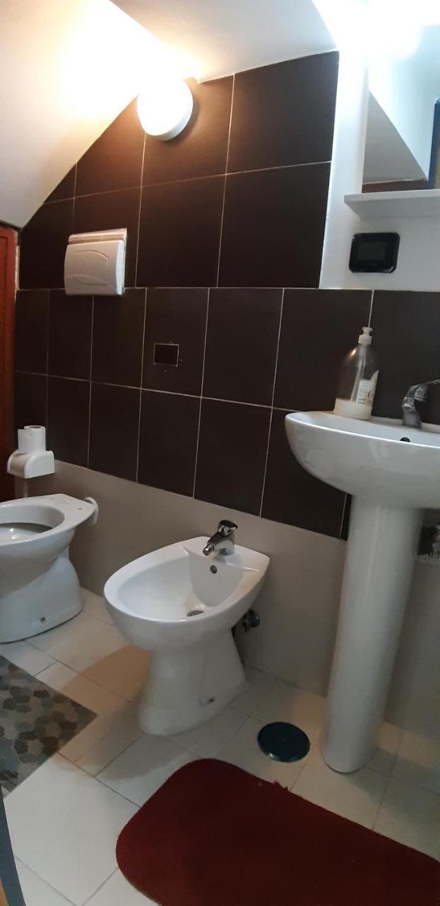 Residenza Il Castello Hotel Наполи Екстериор снимка