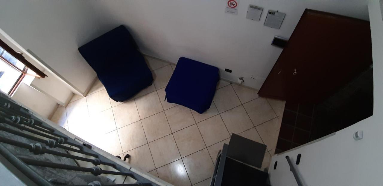 Residenza Il Castello Hotel Наполи Екстериор снимка